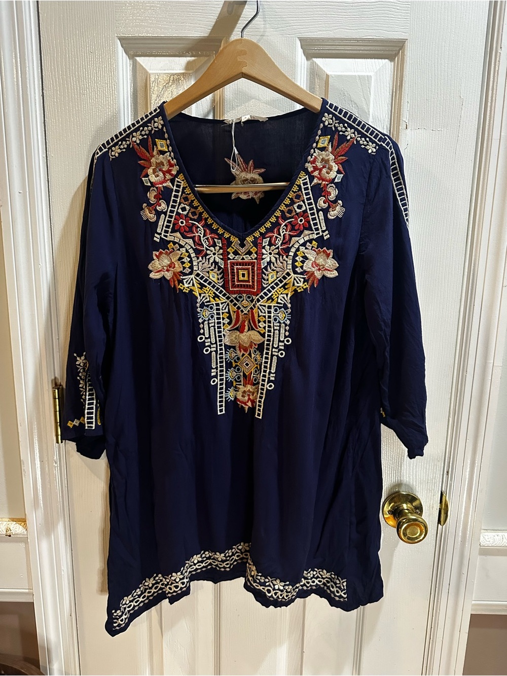 Solitaire Navy Tunic Boho Embroidered 3/4 Sleeves Floral Folk S‎
